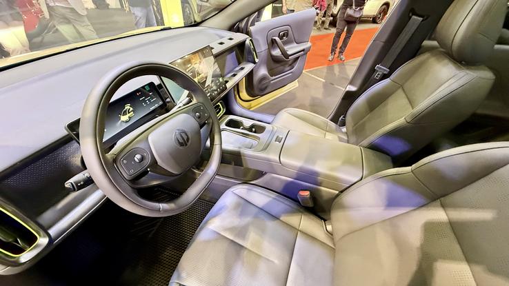 Leapmotor B05 s-a lansat în România la Salonul Auto București. Foto: GSP.RO
