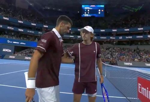 Novak Djokovic, campion la Beijing, după abandonul lui Alex De Minaur / Sursă foto: Captură X