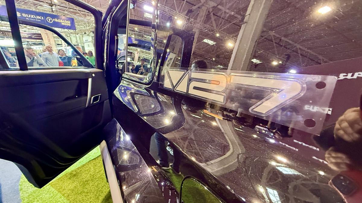 Chinezii accelerează pe piața auto din România » Noul model a fost lansat la Salonul Auto București!