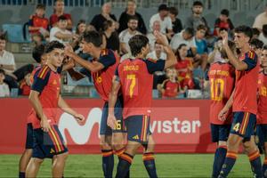 Reacții după 1-7 de la Ibiza: „Vârtejul spaniol distruge România. Scorul putea fi mai dur, noapte de pomină!”
