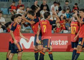 Reacții după 1-7 de la Ibiza: „Vârtejul spaniol distruge România. Scorul putea fi mai dur, noapte de pomină!”