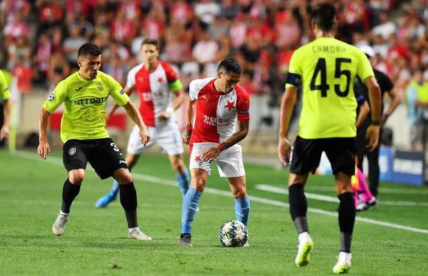 CFR CLUJ - RENNES // VIDEO Ce a spus Dan Petrescu după egalul scos de Slavia Praga cu Barcelona: „Eu nu mint!”