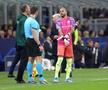 ATALANTA - MANCHESTER CITY 1-1 // FOTO Guardiola a terminat meciul cu un jucător de câmp în poartă: cum au ajuns mănușile în mâinile lui Walker și cum s-a descurcat fundașul