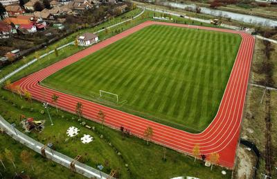 Se întâmplă în România » Gafă de 120.000 de euro la un stadion din România! Primarul se laudă pe Facebook