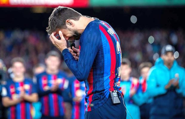 Gerard Pique, în lacrimi după ultimul meci pentru Barcelona: „Mă voi întoarce. M-am născut aici, voi muri aici!”