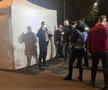 Susținătorii rapidiști prezenți pe Arena Națională la meciul cu Rapid au fost legitimați de Jandarmeria Română. Cozi imense s-au creat la intrarea în sectorul giuleștenilor.