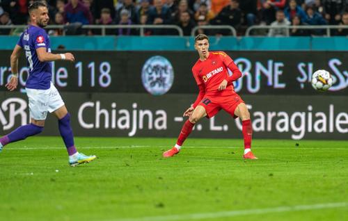 FCSB - Rapid | Octavian Popescu (19 ani, extremă stânga) a reușit un gol și o pasă decisivă pe Arena Națională, apoi a ieșit de pe teren accidentat.