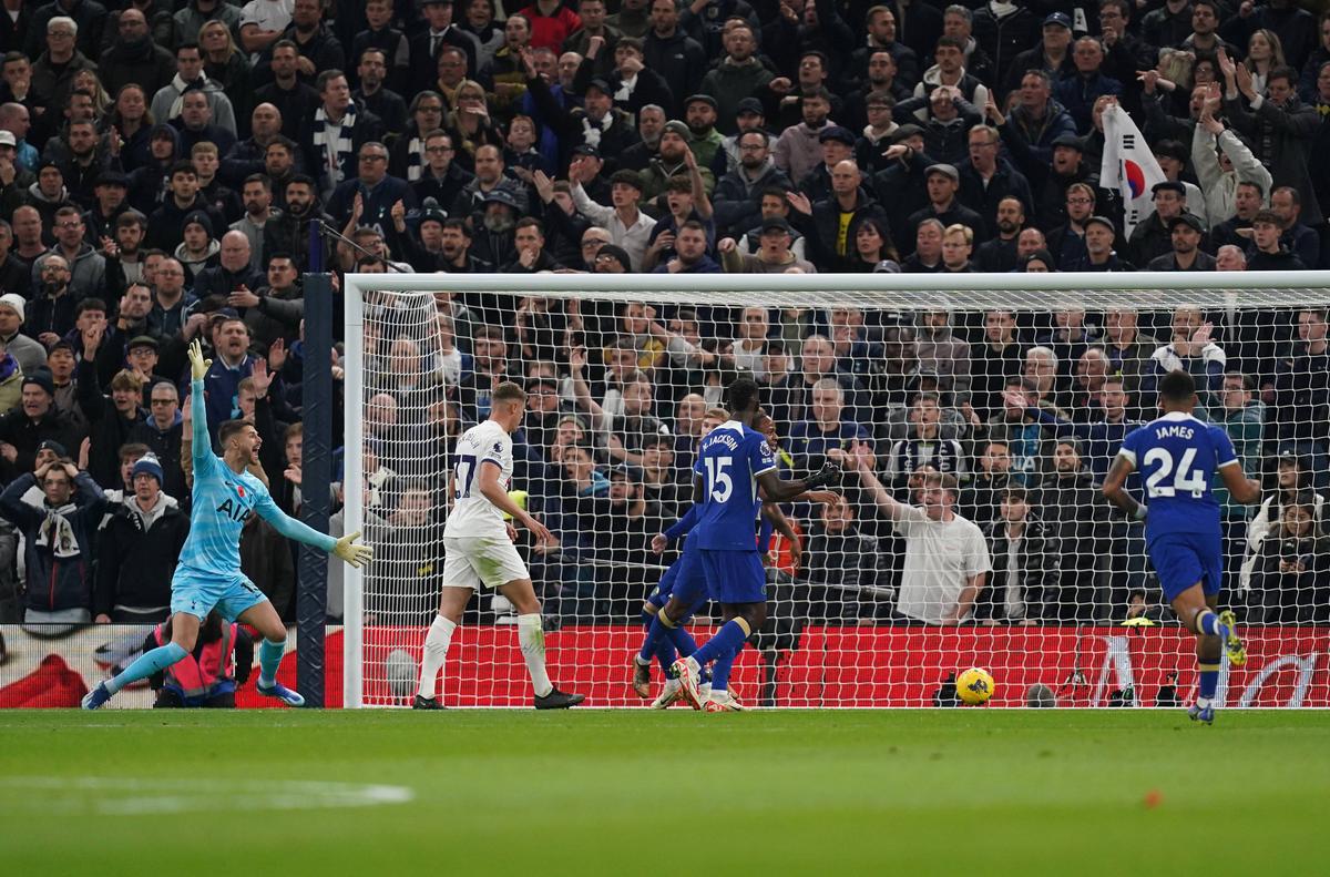 Managerul lui Tottenham, după 1-4 cu Chelsea și 9 intervenții VAR: „Arbitrii nu mai au nicio autoritate”