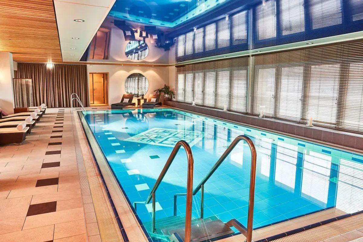 Cameră de hotel Harry Kane