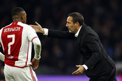 John van't Schip, antrenorul care a schimbat chipul „lăncierilor” // Foto: Imago