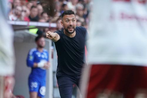 Francesco Farioli, 34 de ani, care a fost antrenorul portarilor lui Roberto De Zerbi la Benevento și Sassuolo