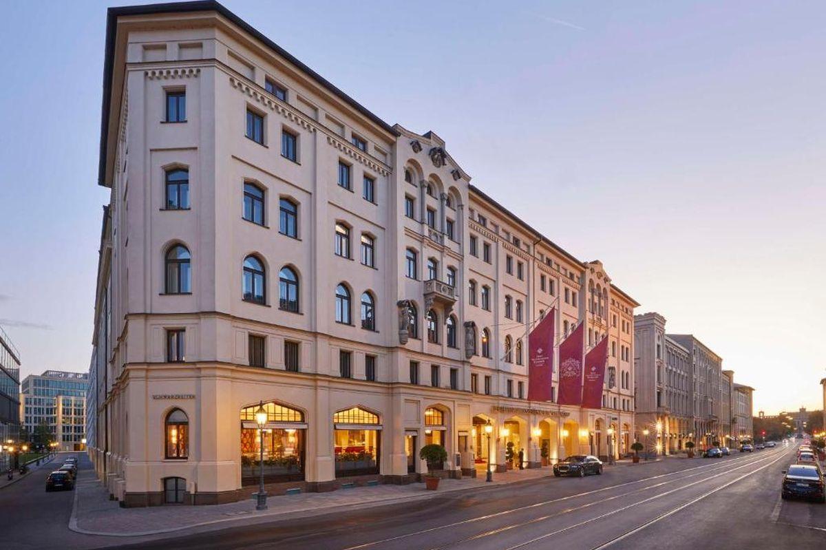 Cameră de hotel Harry Kane