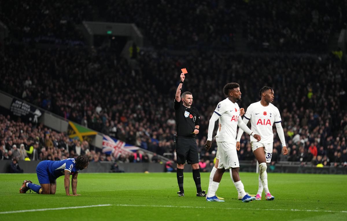 Managerul lui Tottenham, după 1-4 cu Chelsea și 9 intervenții VAR: „Arbitrii nu mai au nicio autoritate”