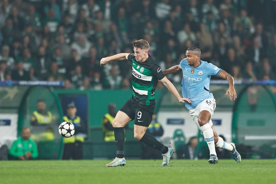 Niciun adversar de la Manchester City nu s-a putut ține marți după Viktor Gyokeres / Foto: Imago Fenomenul Gyokeres uimește Europa! Povestea inedită a vârfului cu origini maghiare care i-a dat 3 goluri lui Guardiola: pescuit din Championship, vânat de Barcelona