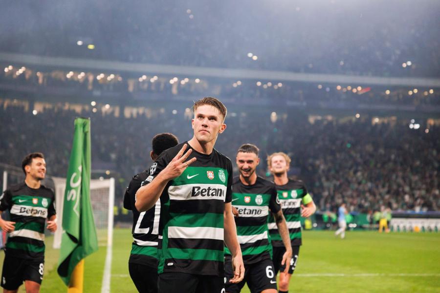 Viktor Gyokeres celebrează al treilea gol, reușit din lovitură de la 11 metri, contra „cetățenilor” turmentați ai lui Pep Guardiola / Foto: Imago Fenomenul Gyokeres uimește Europa! Povestea inedită a vârfului cu origini maghiare care i-a dat 3 goluri lui Guardiola: pescuit din Championship, vânat de Barcelona