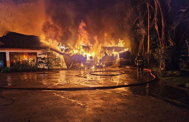 Casa unui antrenor din NBA a fost distrusă de un incendiu! Imagini devastatoare din Miami