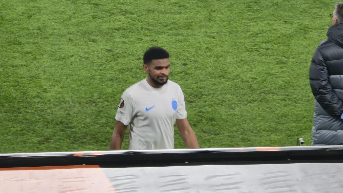 Imagini după Basel - FCSB