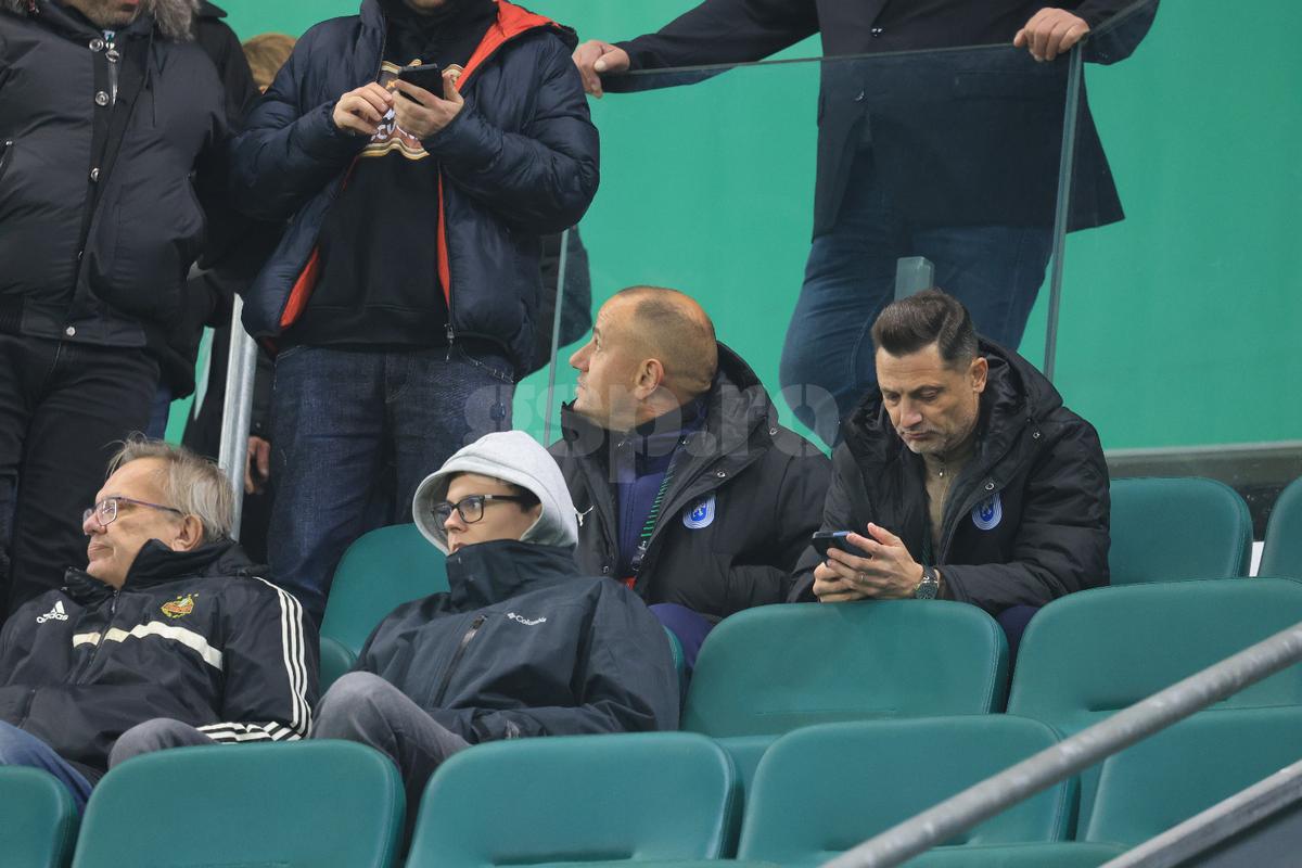 Mirel Rădoi la pauza meciului Rapid Viena - Universitatea Craiova