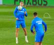 Universitatea Craiova, antrenament oficial la Rapid Viena înaintea meciului // foto: Facebook