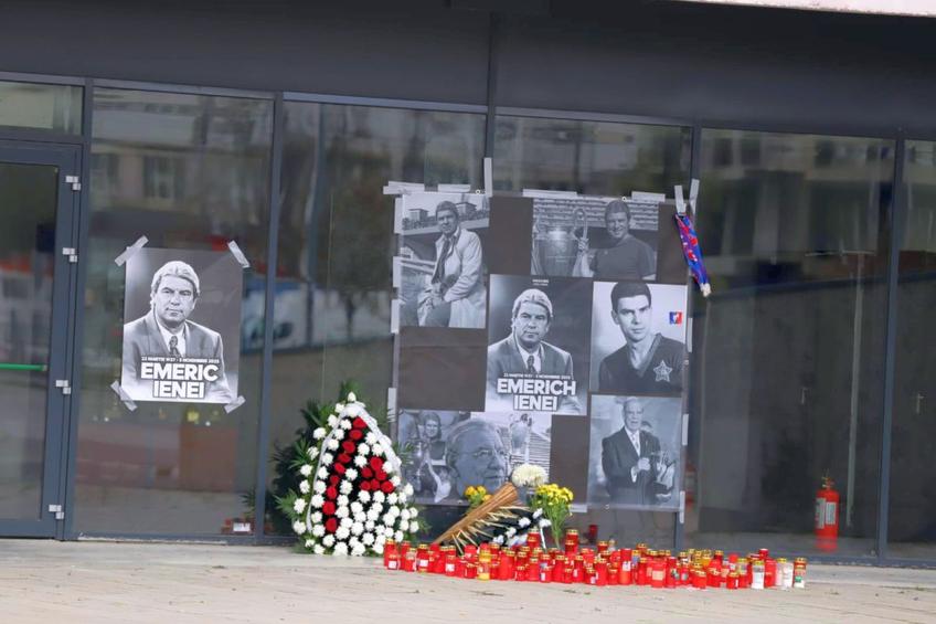 Omagii Emeric Ienei la Stadionul Steaua // foto: Dumitru Angelescu (Libertatea)