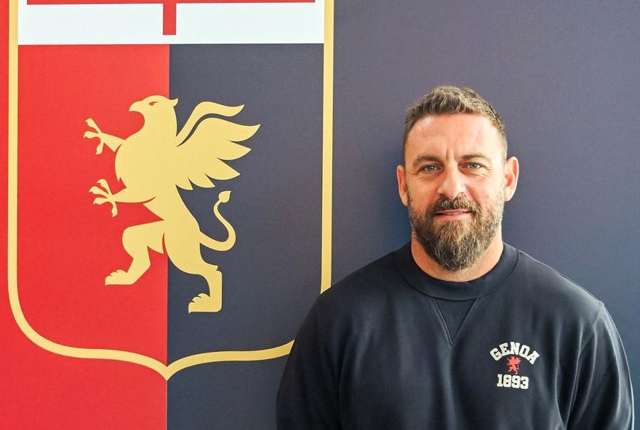 Daniele De Rossi (42 de ani) este noul antrenor al celor de la Genoa. Anunțul oficial a fost făcut pe canalele oficiale ale clubului patronat de Dan Șucu. Ce lovitură pentru Dan Șucu! » Federația amenință cu sancțiuni severe 6 cluburi din campionat