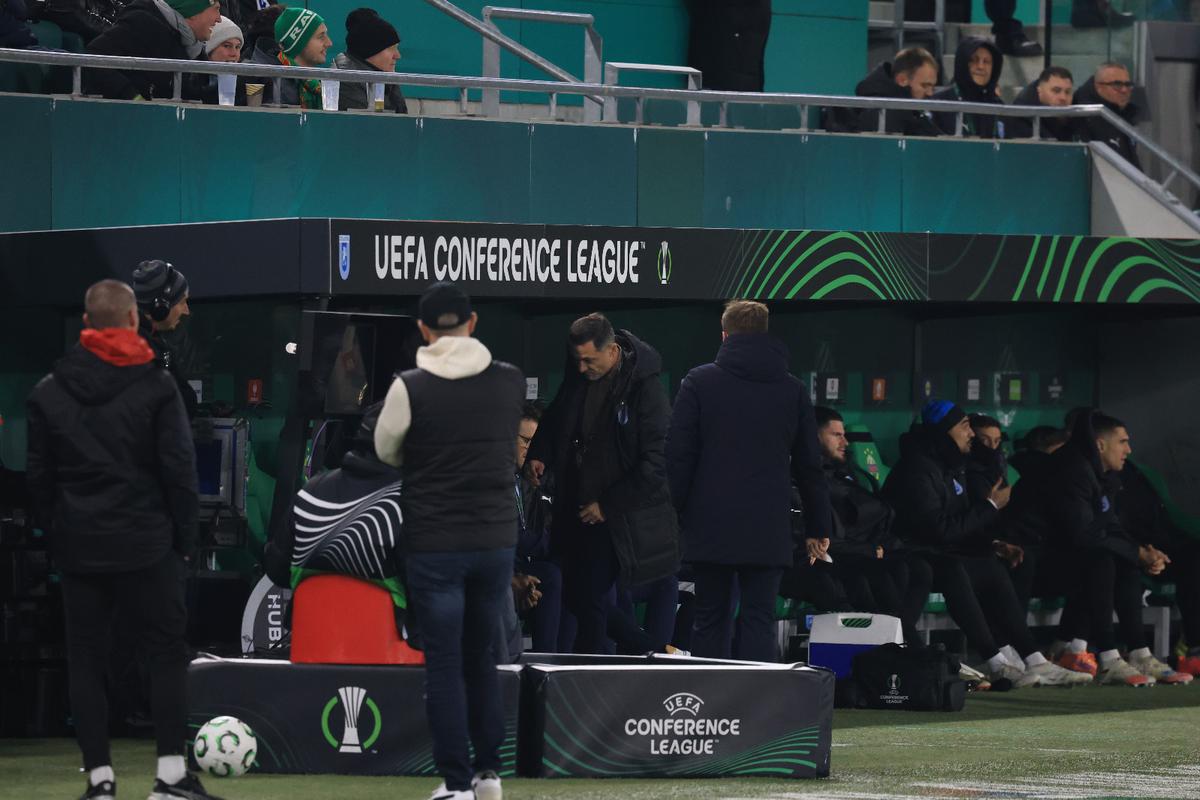 Mirel Rădoi, eliminat în Rapid Viena - Universitatea Craiova