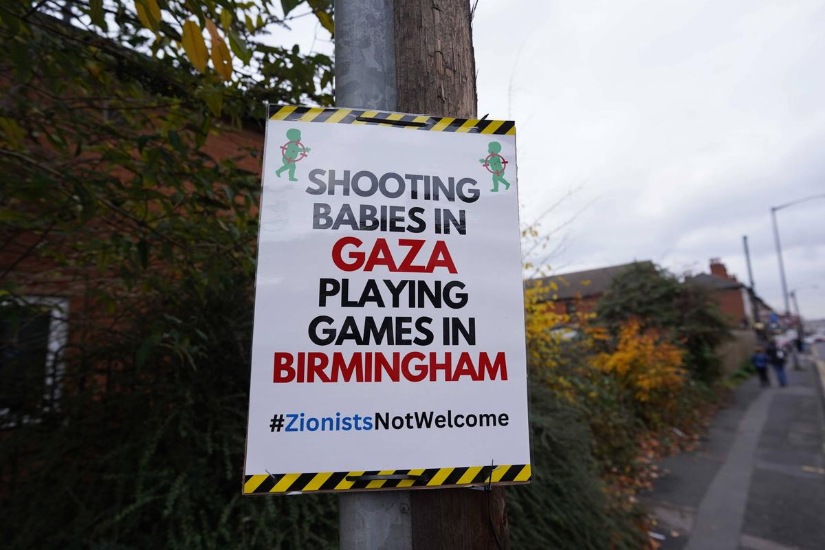 Alertă pe străzile din Birmingham înainte de Aston Villa - Maccabi Tel Aviv » Școli închise mai devreme, 700 de polițiști pe străzi