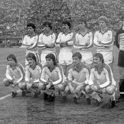 Dinamo, înaintea meciului cu FC Liverpool. De la stânga la dreapta, rândul de sus: Rednic, Augustin, Ion Marin, Alexandru Nicolae, Mărginean, Moraru; rândul de jos:  Țălnar, Turcu, Dragnea, Orac, Stănescu FOTO: Arhiva GSP