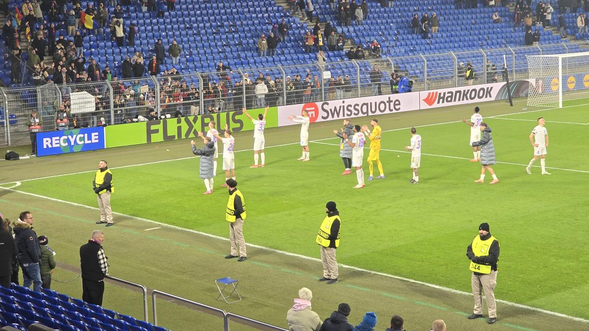 Imagini după Basel - FCSB