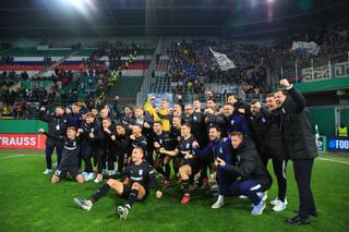 Nu s-a văzut la TV » Ce s-a întâmplat pe gazon, imediat după victoria uriașă a Craiovei de la Viena