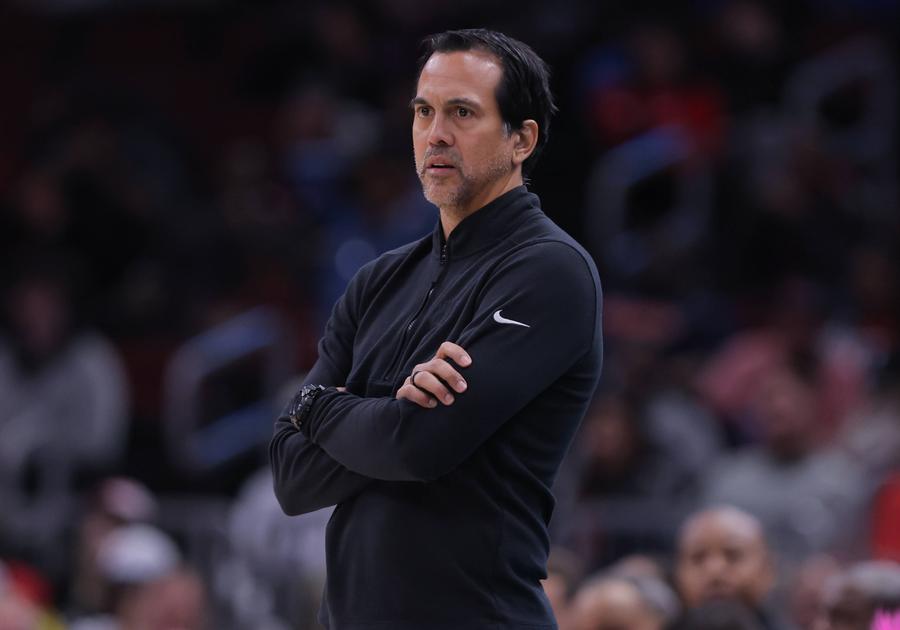 Casa unui antrenor din NBA a fost distrusă de un incendiu! Imagini devastatoare din Miami