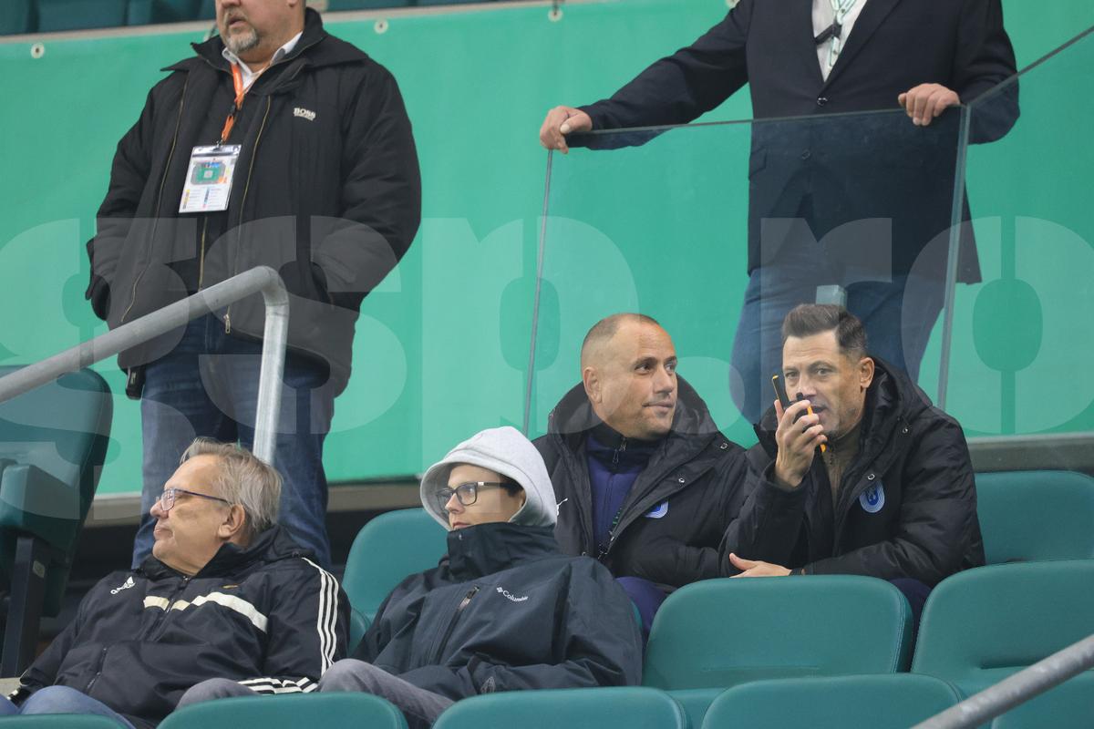 Mirel Rădoi la pauza meciului Rapid Viena - Universitatea Craiova