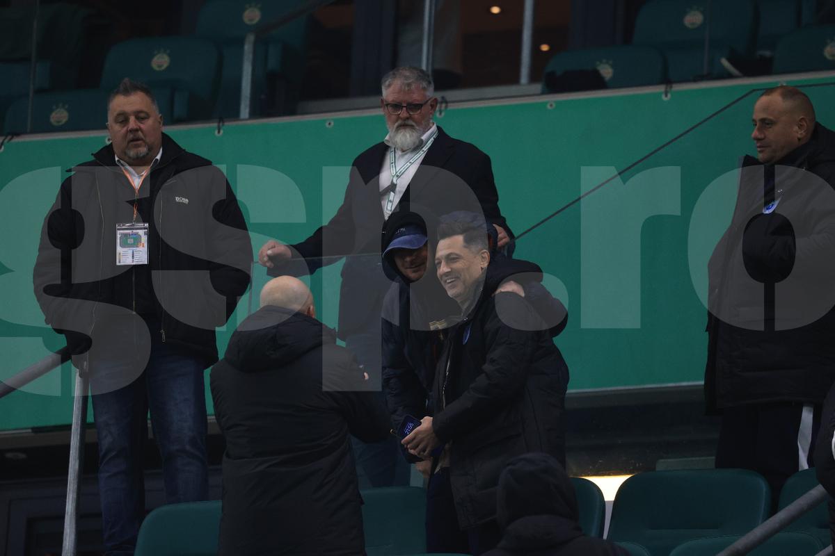 Mirel Rădoi la pauza meciului Rapid Viena - Universitatea Craiova