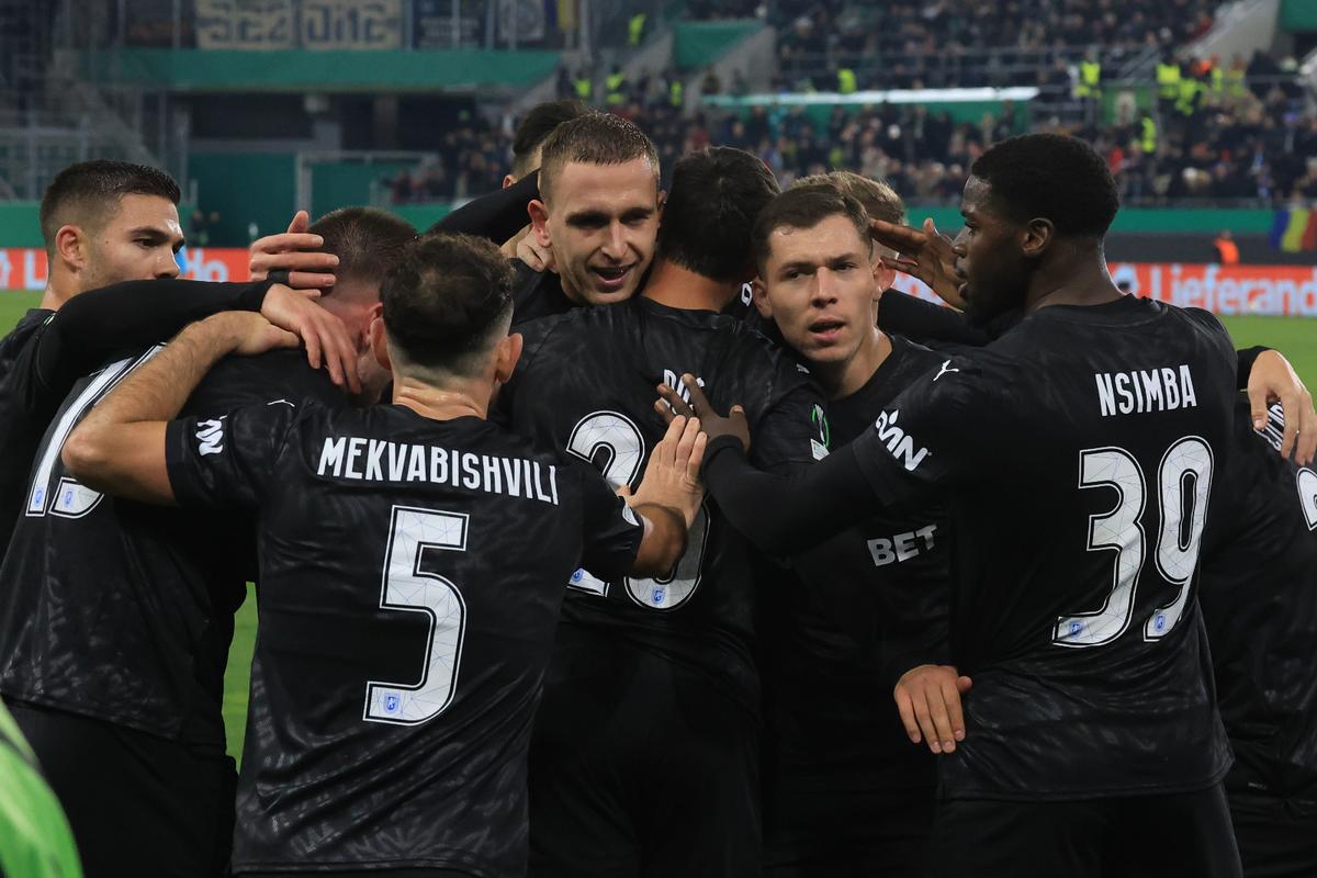 Rapid Viena - Universitatea Craiova