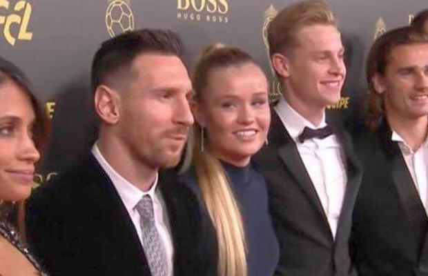 FOTO Mikky Kiemeney, iubita lui Frenkie de Jong, „îndrăgostită” de Leo Messi: clipe amuzante la gala de la Paris, surprinse de fotoreporteri