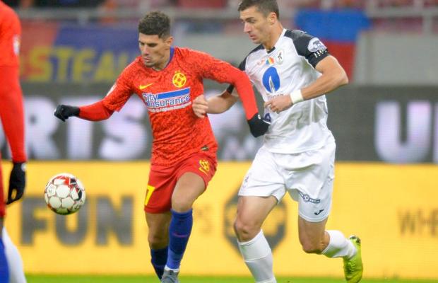 FCSB - GAZ METAN // Partida a început cu un gest superb: mesajul afișat de jucătorii celor două echipe