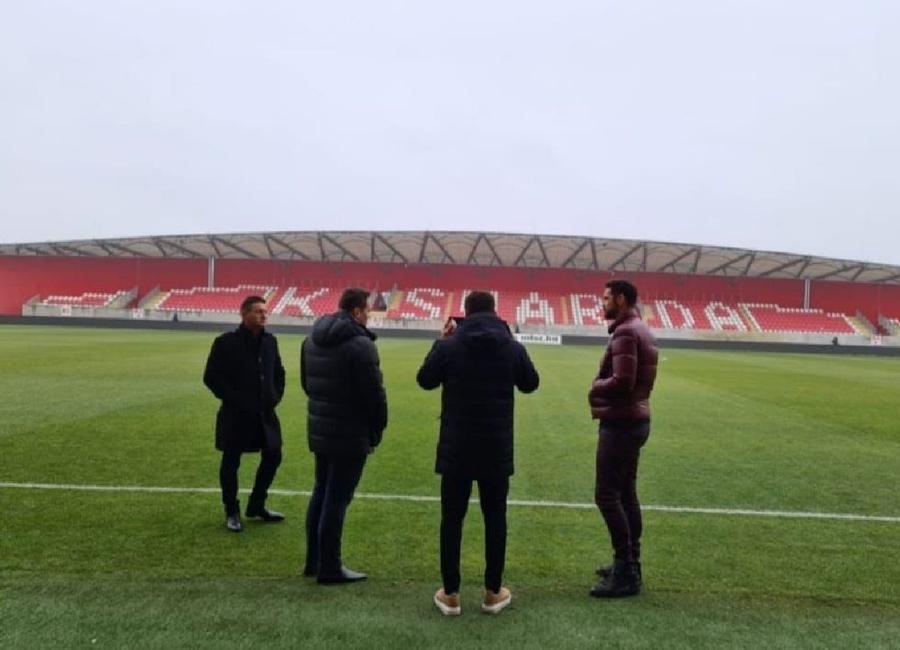 Adrian Mutu, din ce în ce mai aproape să revină pe bancă » Surprins pe stadionul echipei cu care negociază