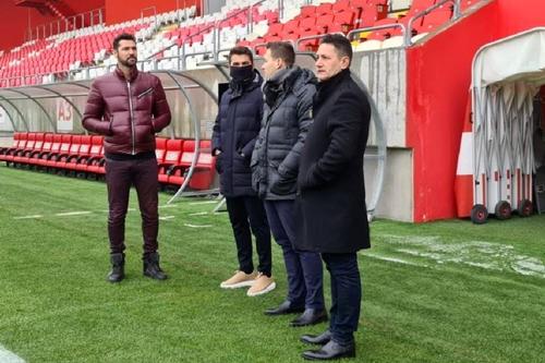 Adi Mutu, în vizită la stadionul celor de la Kisvarda
