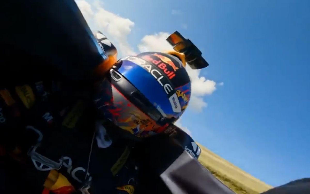Monopostul de Formula 1 RB7 pe Transalpina