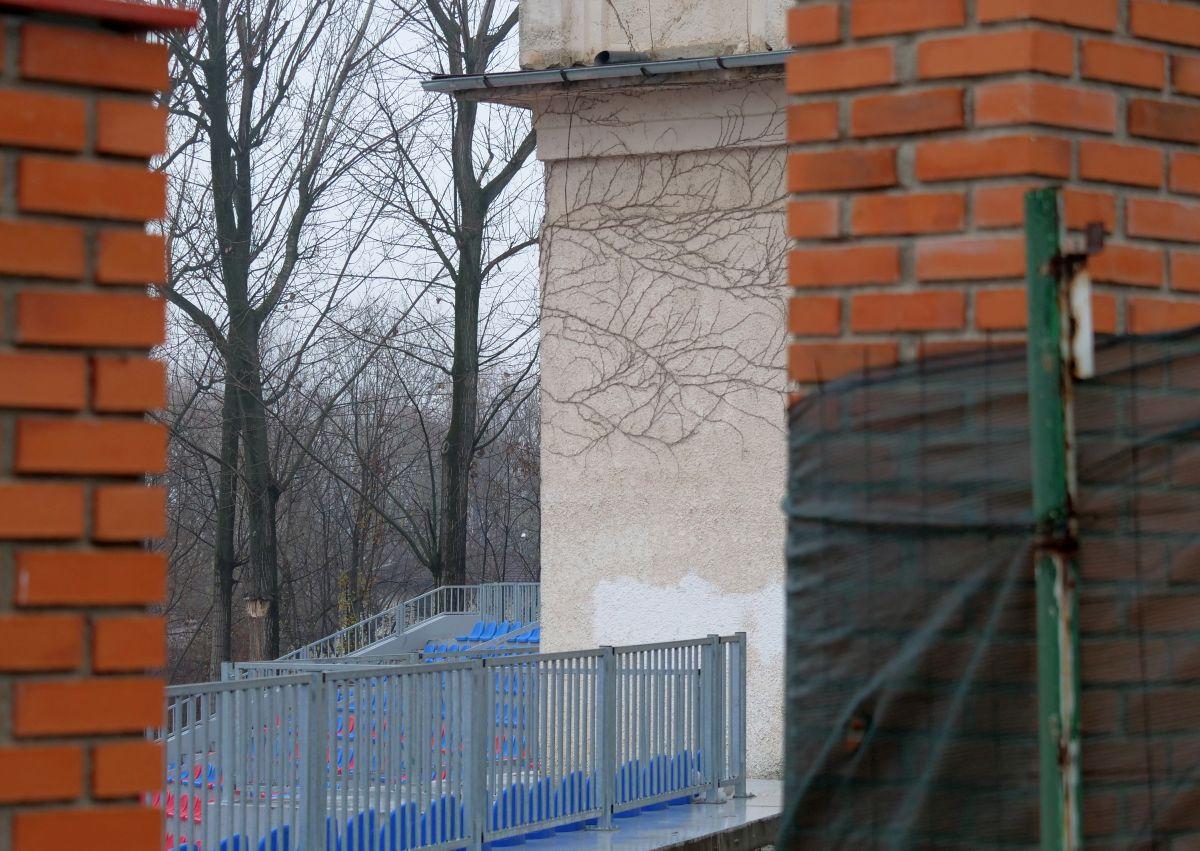 Decontul promisiunilor în alb străveziu