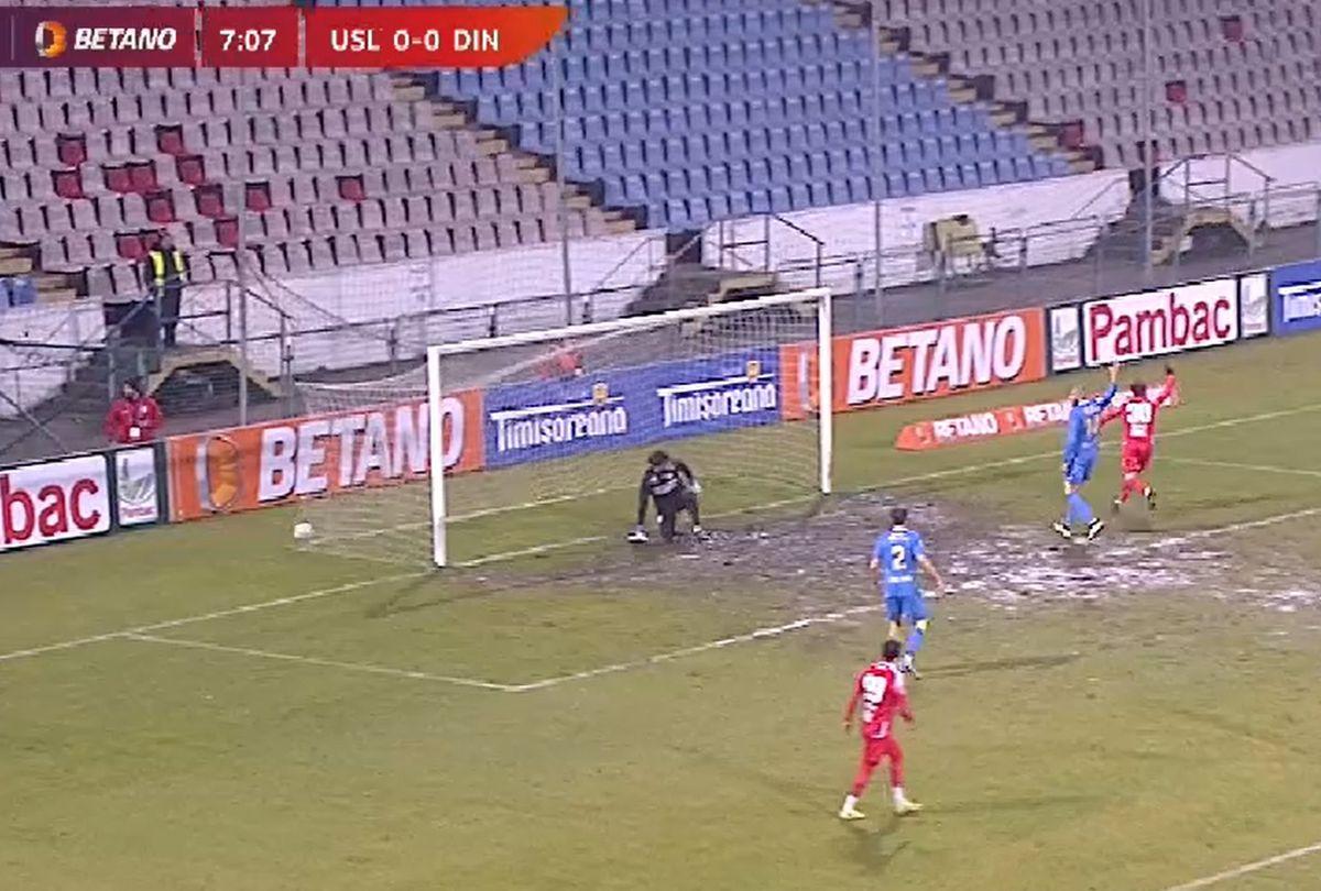Eroare uriașă de arbitraj în Slobozia - Dinamo, din Cupa României » Neluț Roșu, privat de un gol fabulos