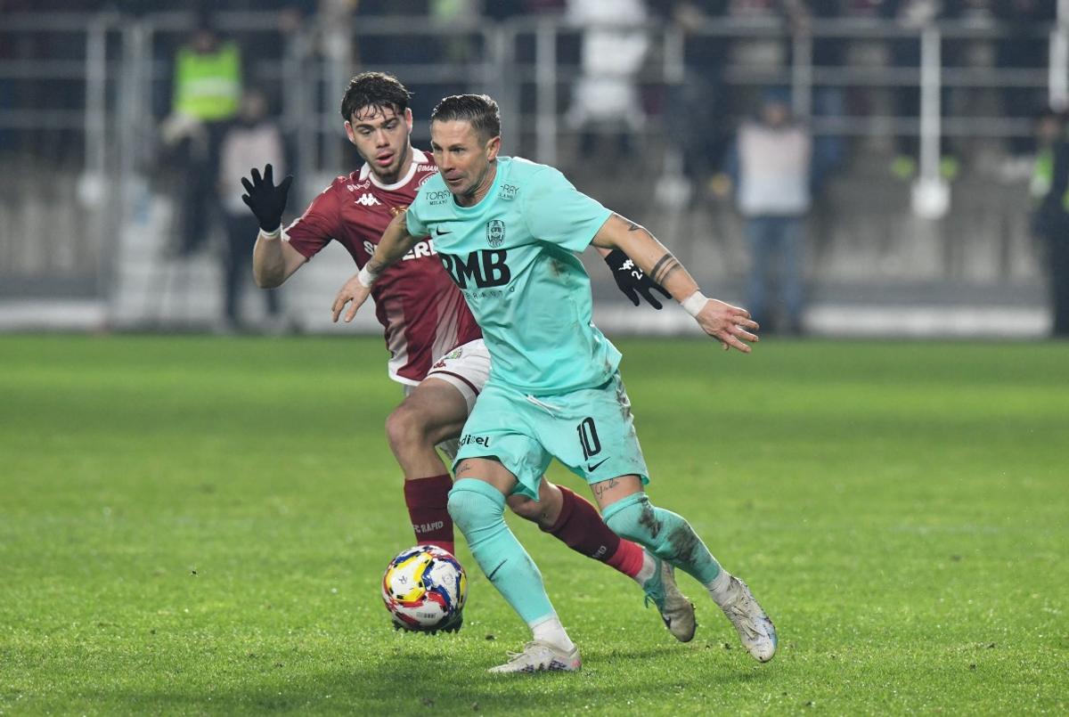 5 detalii surprinse de reporterii GSP la Rapid - CFR Cluj + Imaginea serii pe Giulești