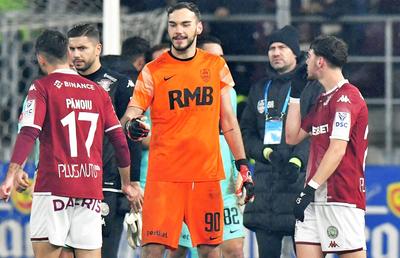 S-a remarcat în Rapid - CFR Cluj și anunță: „Am doi rivali foarte buni pe post, dar eu vreau să fiu în lotul de Euro!”