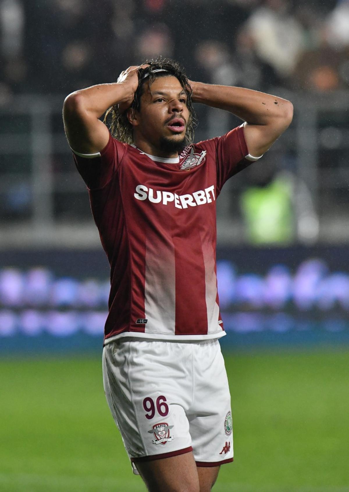 5 detalii surprinse de reporterii GSP la Rapid - CFR Cluj + Imaginea serii pe Giulești