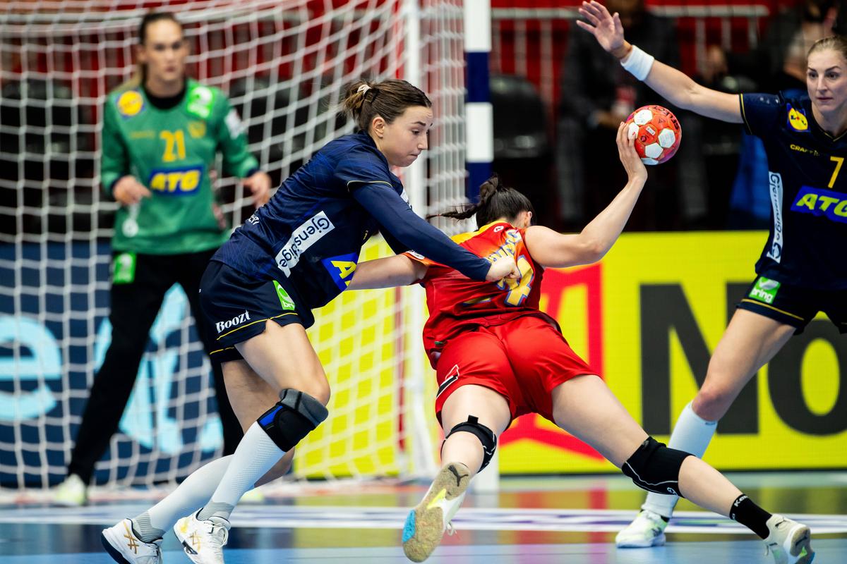 EHF a intrat în vestiar peste jucătoarele României, după meciul cu Suedia » Imaginile unice pe care le-a surprins
