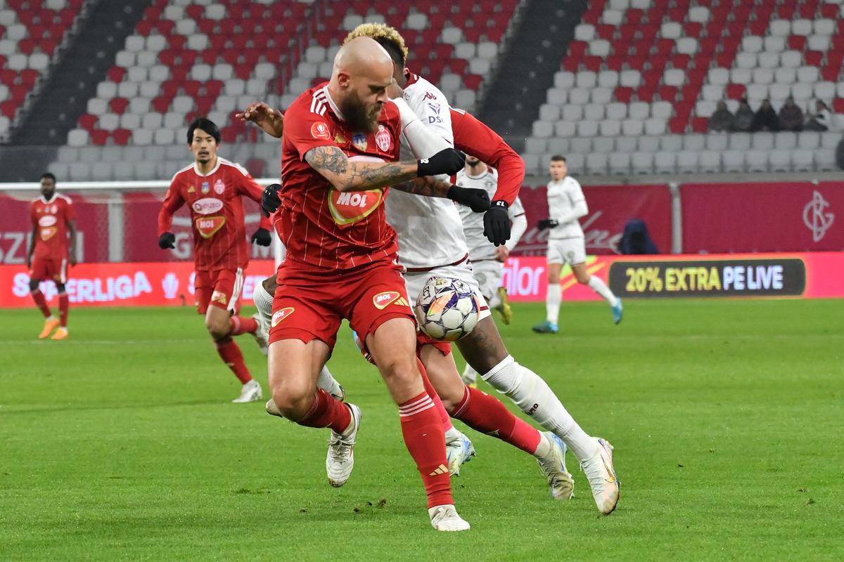 Florin Prunea a „demolat” un titular de la Rapid: „La salariul pe care îl ai ...”