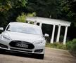 Pe fondul scăderii vânzărilor, Tesla aduce în Europa cea mai accesibilă versiune de sedan electric de până acum