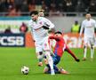 Adrian Mazilu și Adrian Șut în FCSB - Dinamo // foto: Cristi Preda (GSP)