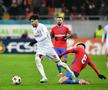 Adrian Mazilu și Adrian Șut în FCSB - Dinamo // foto: Cristi Preda (GSP)