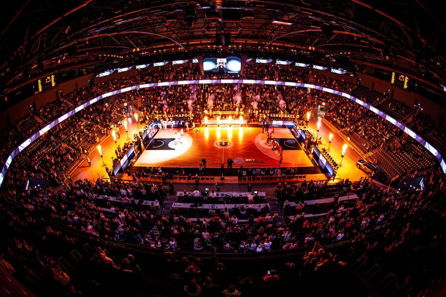 BTarena, sold-out pentru meciul cu Partizan Belgrad/Foto: Manases Sandor (u-bt.basketball) Într-o arenă sold-out, U-BT Cluj-Napoca va primi vizita lui Partizan Belgrad în meciul anului » Declarații și toate informațiile de la ultimul antrenament